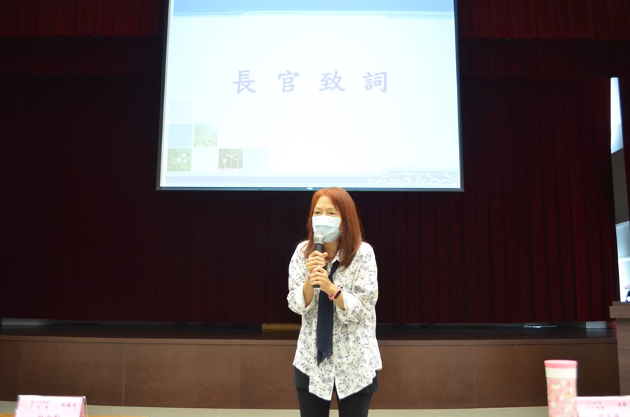 2-行政院主計總處長官莊視察勉勵與會同仁